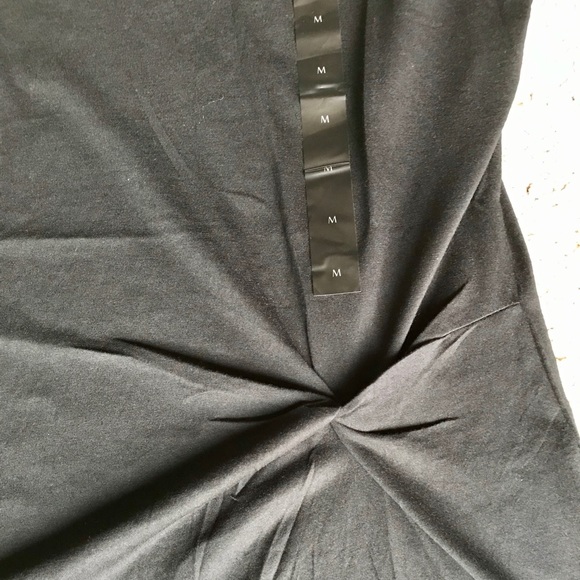 🆕 Banana Republic Twist Designer T-shirt.  NWT! - Picture 5 of 5